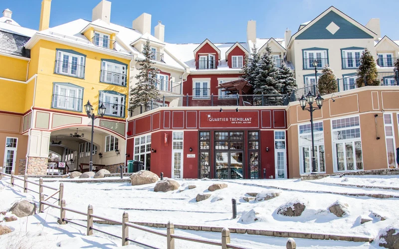 Holiday Inn Express on Chemin du Curé-Deslauriers, a short walk below the ski-in ski-out hotels of Mont-Tremblant, Quebec