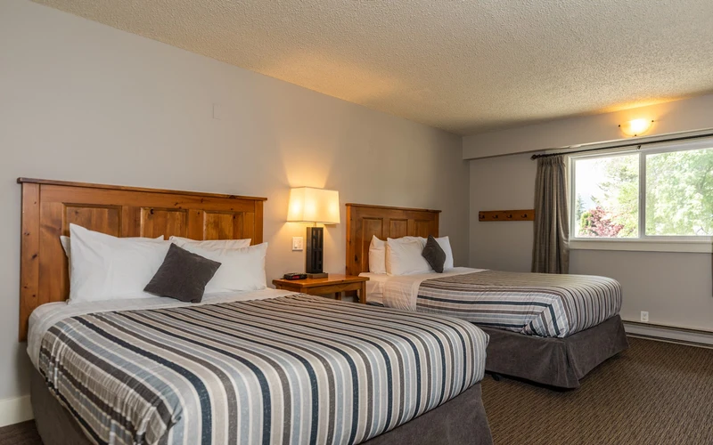 Red Tree Lodge on 7th Avenue in the town of Fernie, shuttle-distance from the ski-in ski-out properties at Fernie Alpine Resort, British Columbia