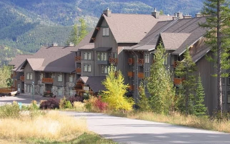 Snow Creek Lodge beside the Elk Quad, self-catered ski-in ski-out lodging at Fernie Alpine Resort, British Columbia